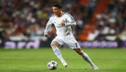 九游网页版官网-最值回票价的欧洲杯对决：顶级比赛盘点，欧洲杯对抗表