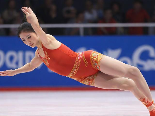 九游体育网站_ 传统民族体操演绎,展现文化的体育魅力,民族传统体育百度百科