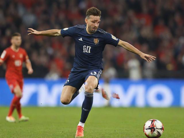 九游体育官网_ 德甲比赛中的精彩瞬间不断，战术变化层出不穷，九游游戏中心官网登录中心