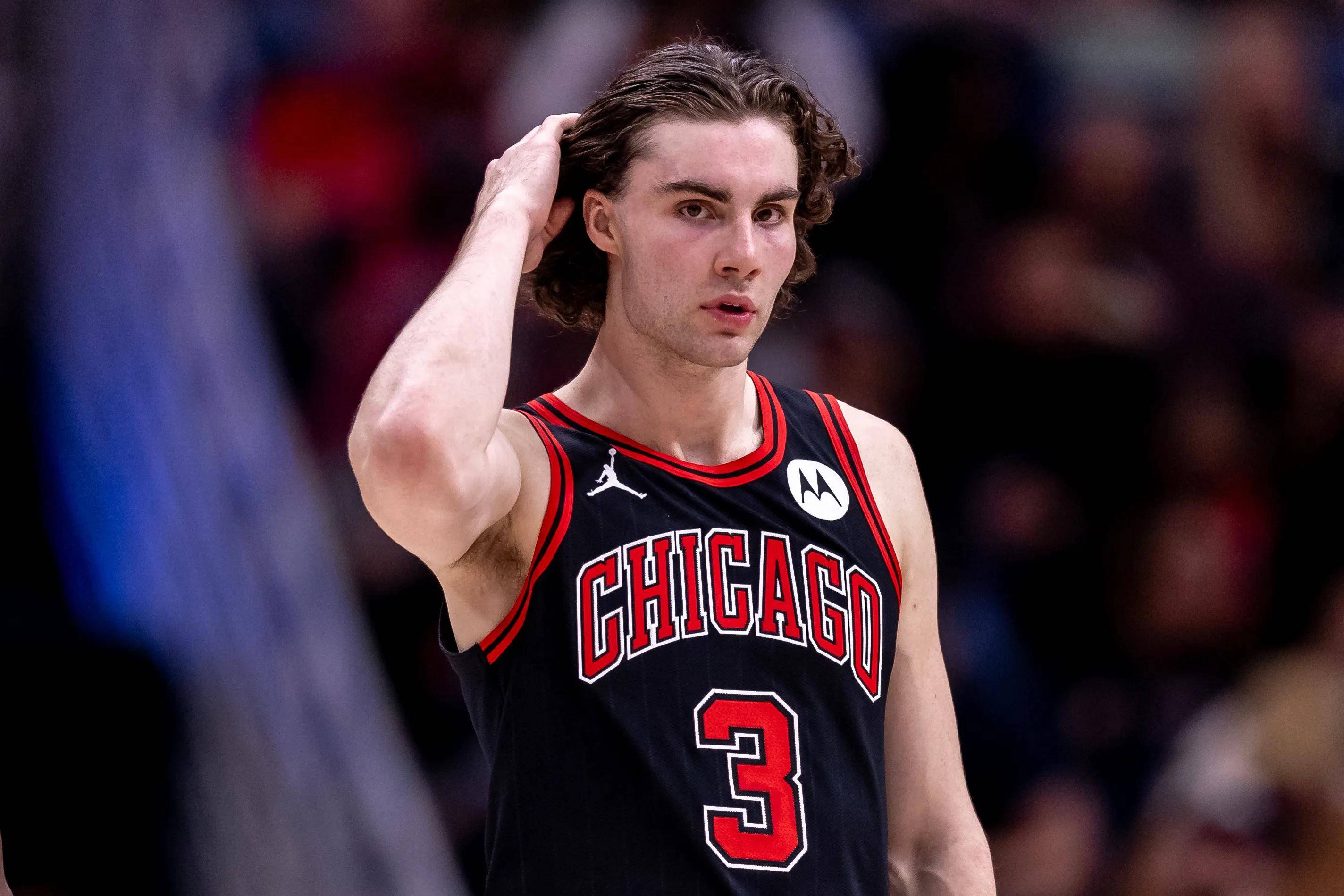 今年NBA突破了哪些历史性的纪录？
